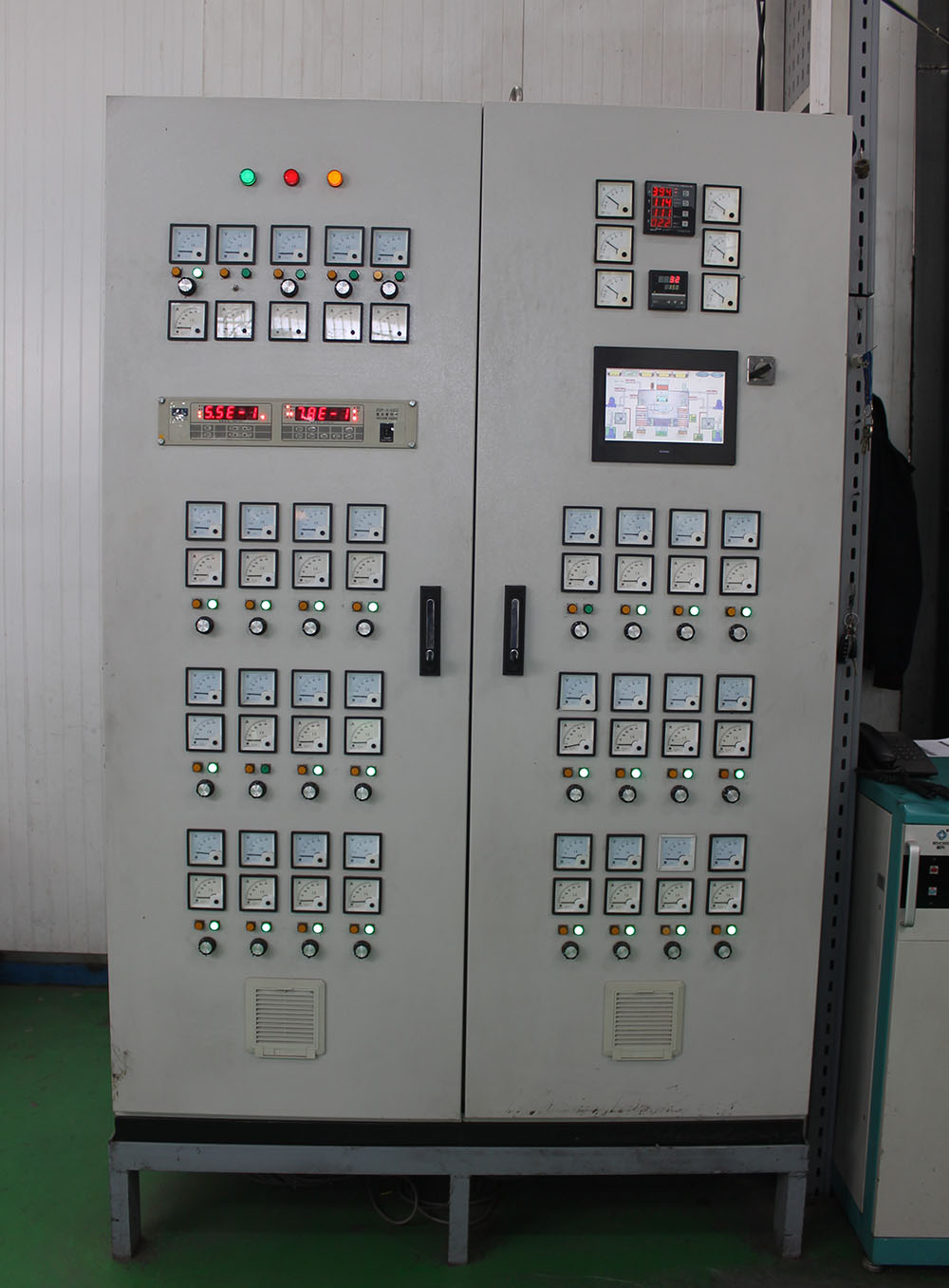 ساخت تابلو برق در ایران